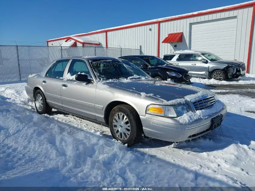 2005 FORD CROWN VICTORIA