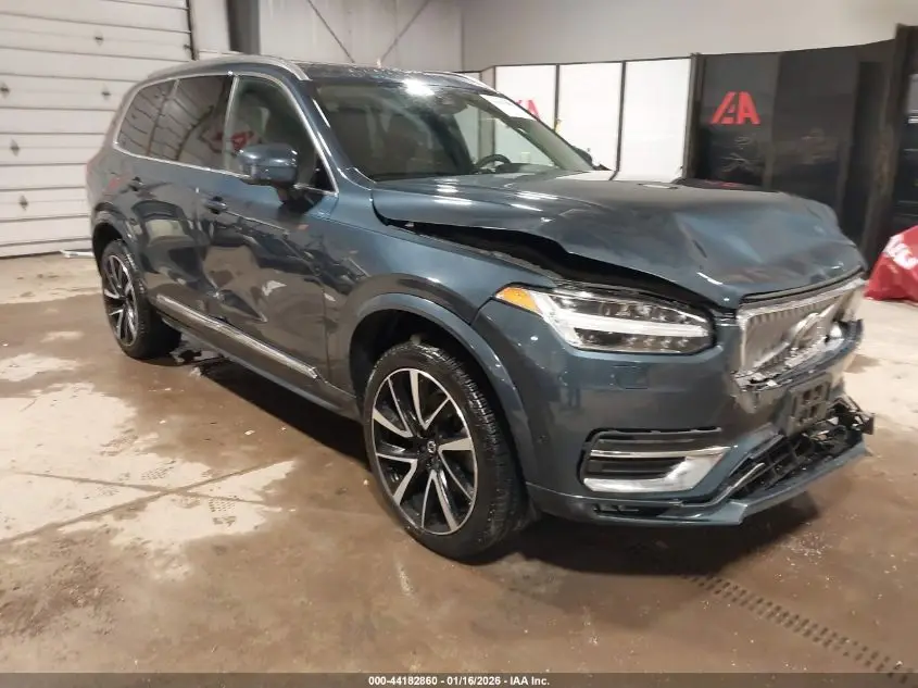 2024 VOLVO XC90