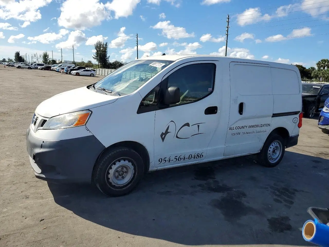 2015 NISSAN NV