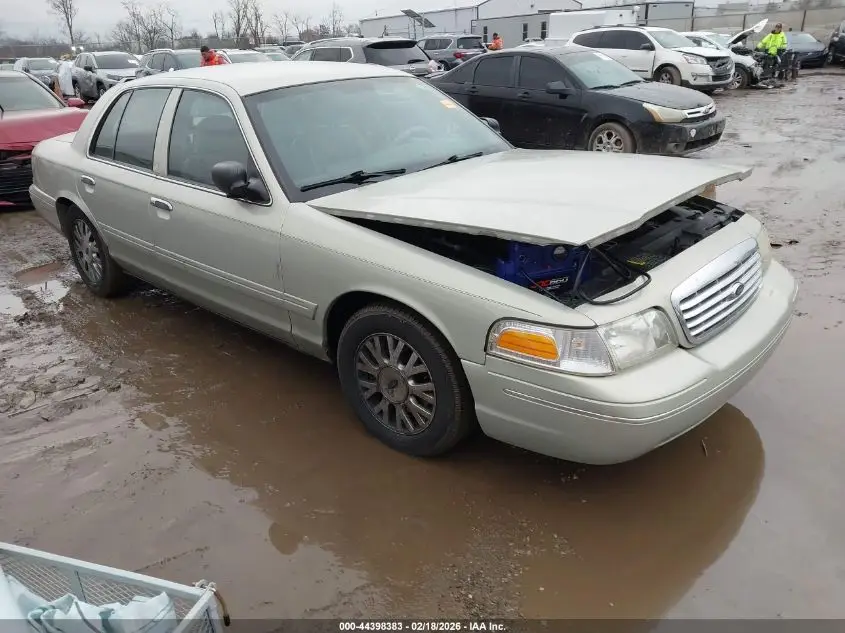 2003 FORD CROWN VICTORIA